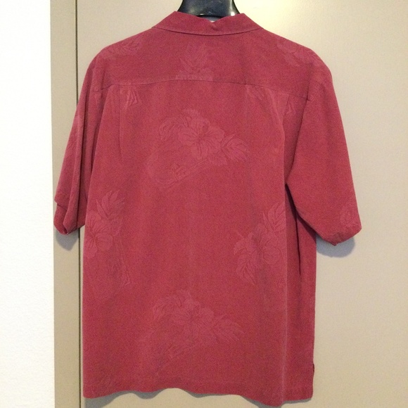 Tommy Bahama Island Shirt - Picture 2 of 4